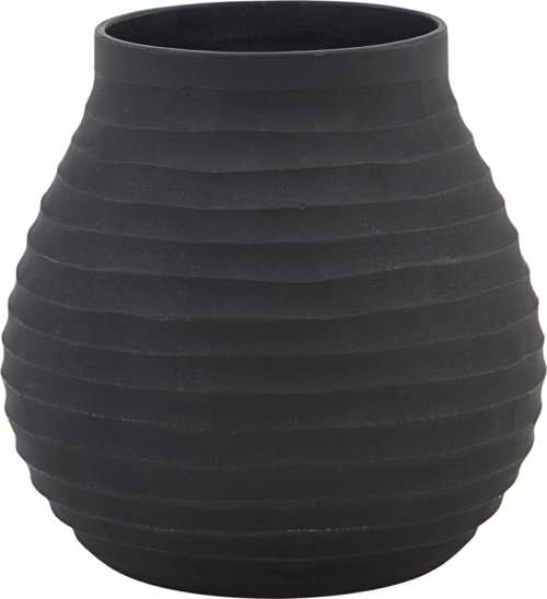 På billedet ser du variationen Vase, Groove, Trapezoid fra brandet House Doctor i en størrelse Ø: 7,5 cm. H: 10 cm. B: 10 cm. i farven Sort