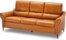 På billedet ser du variationen Leadhills, 3 personers sofa, Læder fra brandet Raymond & Hallmark i en størrelse H: 98 cm. B: 215 cm. i farven Cognac