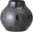 På billedet ser du variationen Cornelius, Vase, Sort, Stentøj fra brandet Bloomingville i en størrelse D: 30,5 cm. H: 27 cm. i farven Sort