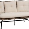 På billedet ser du variationen Lin, 2-personers sofa fra brandet LaForma i en størrelse H: 83 cm. B: 153 cm. L: 77 cm. i farven Natur