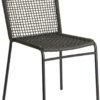 På billedet ser du variationen Pradesh, Spisebordsstol fra brandet LaForma i en størrelse H: 82 cm. B: 52 cm. L: 60 cm. i farven Sort