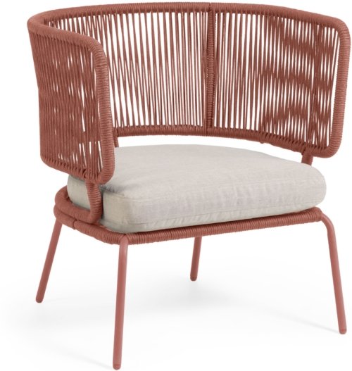 På billedet ser du variationen Nadin, Udendørs lænestol fra brandet LaForma i en størrelse H: 80 cm. B: 74 cm. L: 65 cm. i farven Lyserød