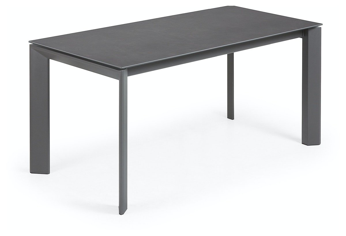 På billedet ser du variationen Axis Ceramic, Udtrækkeligt spisebord, moderne, keramisk fra brandet LaForma i en størrelse H: 76 cm. B: 160 cm. L: 90 cm. i farven Mørkegrå