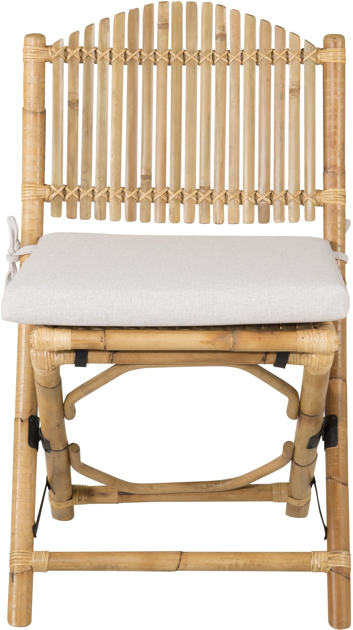 På billedet ser du Cane, Udendørs spisebordsstol, bambus fra brandet Venture Design i en størrelse H: 92,5 cm. x B: 54 cm. x L: 63 cm. i farven Lysegrå/Natur