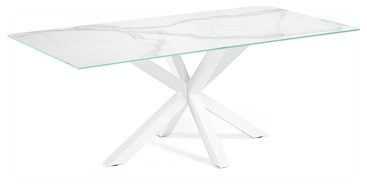 På billedet ser du variationen Argo, Spisebord med krydsstel, Porcelæn bordplade fra brandet LaForma i en størrelse H: 75 cm. B: 180 cm. L: 100 cm. i farven Hvid