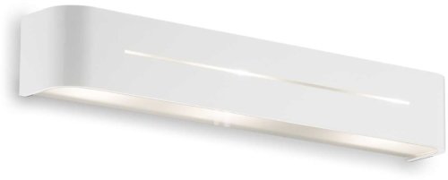 På billedet ser du variationen Posta, Væglampe, Ap3, metal fra brandet Ideal Lux i en størrelse H: 8 cm. x B: 8 cm. x L: 50 cm. i farven Hvid