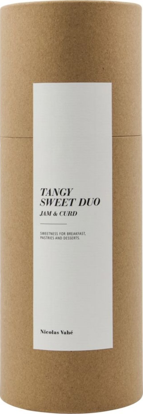 På billedet ser du variationen Gaveæske, Tangy Sweet Duo fra brandet Nicolas Vahé i en størrelse D: 10 cm. x L: 27 cm. i farven Natur