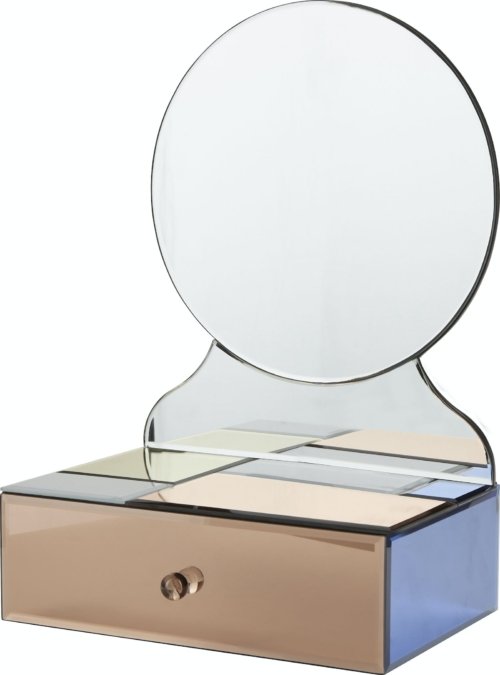 På billedet ser du variationen Spejl med smykkeskrin fra brandet Margit Brandt i en størrelse B: 20,5 cm. x L: 30,5 cm. i farven Multifarvet