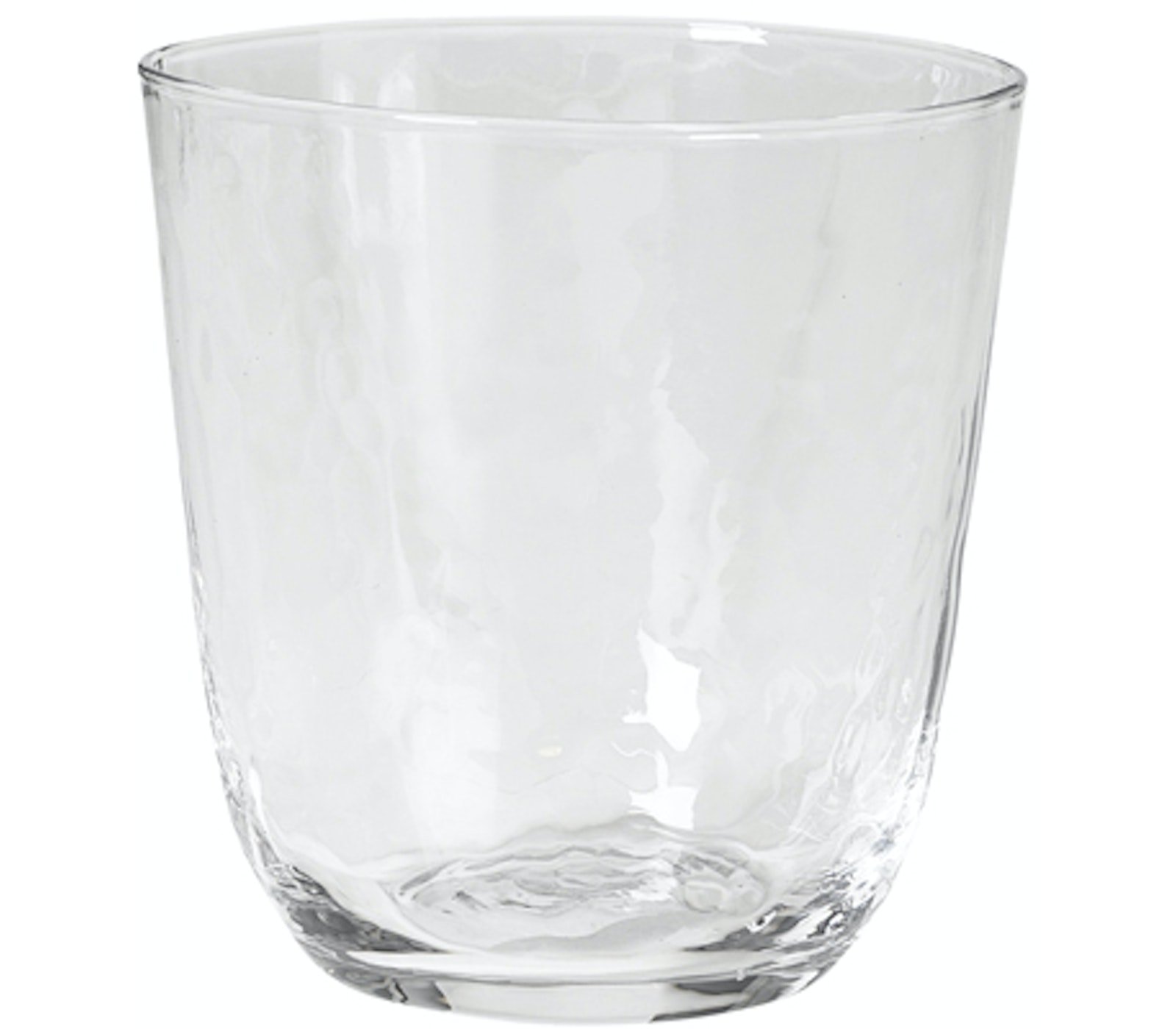 På billedet ser du Hammered, Drikkeglas, Glas fra brandet Broste Copenhagen i en størrelse D: 9,2 cm. x H: 9,5 cm. i farven Klar