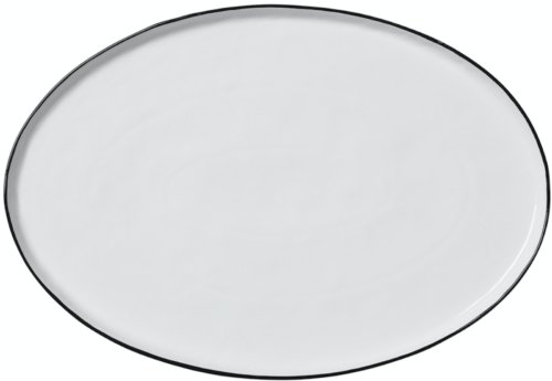 På billedet ser du variationen Salt, Fad, Porcelæn fra brandet Broste Copenhagen i en størrelse B: 26,5 cm. x L: 38,5 cm. i farven Hvid/sort